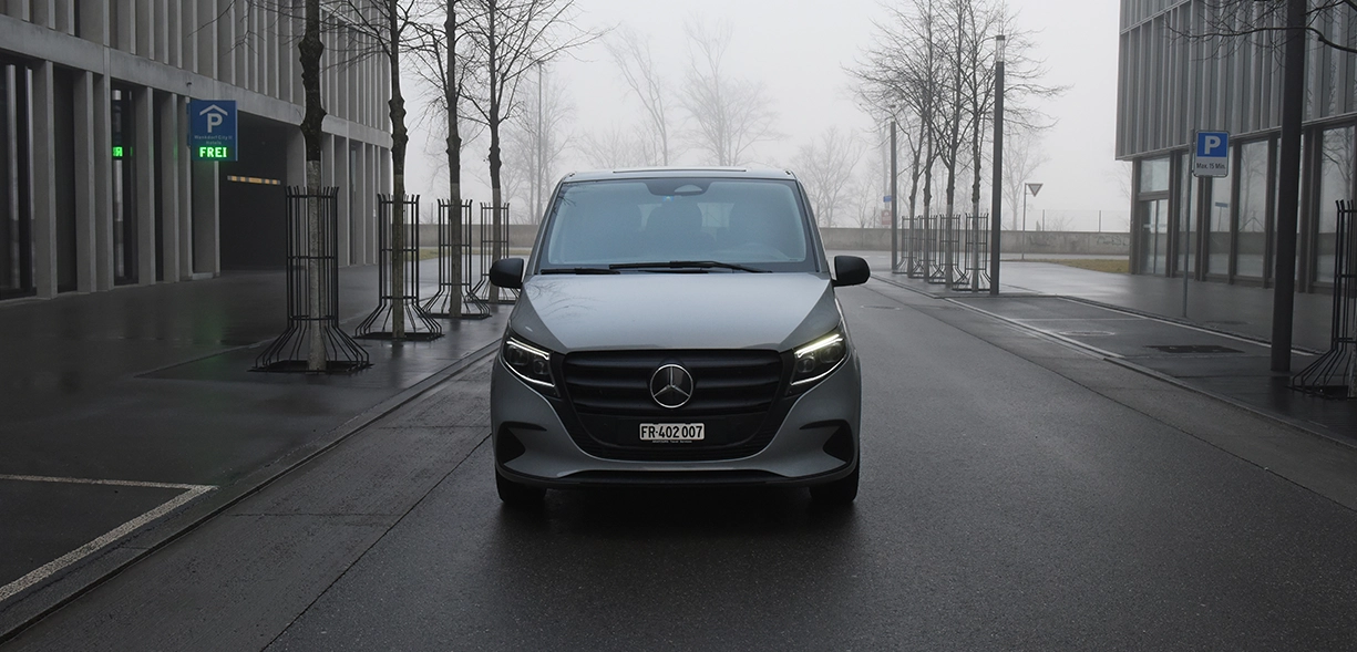 Mercedes-Benz Minivan 1